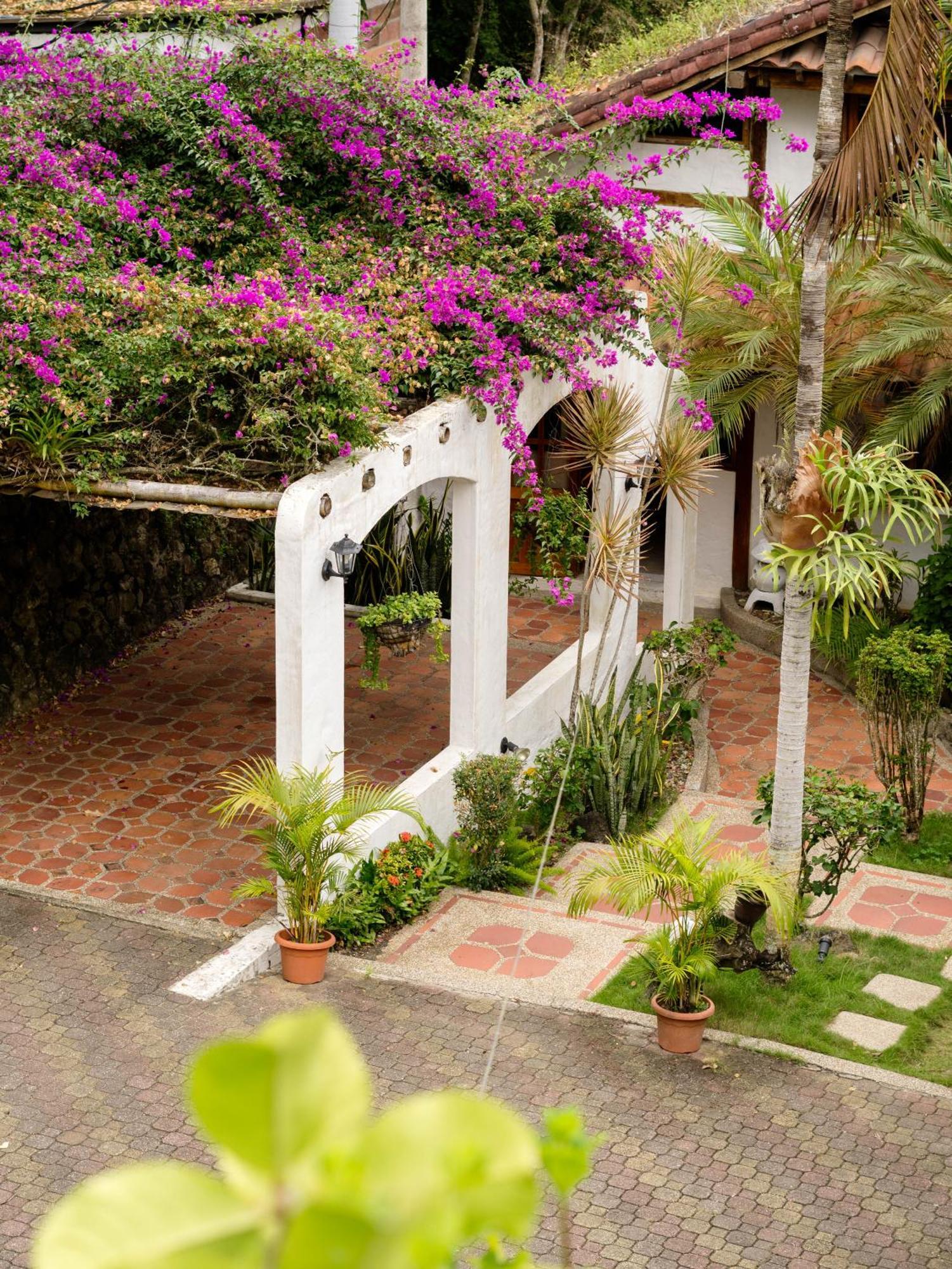 Hotel Casa Olonche Esterno foto